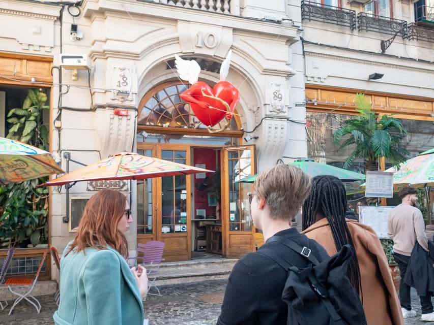 Bucharest: Small Group History, Art & Secrets Tour - A 25-minute café break: when the schedule quietly saves the tour