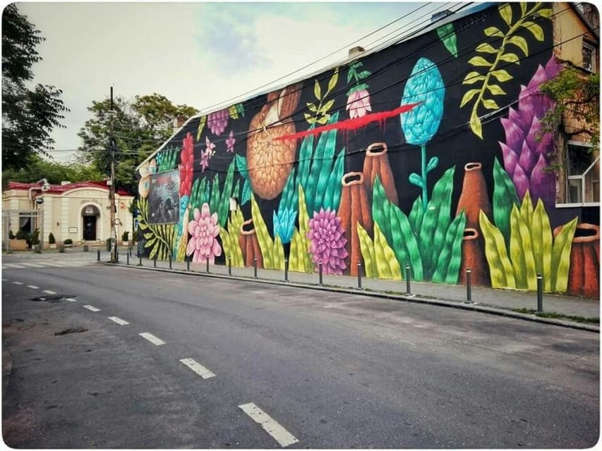 Bucharest : Street Art Walking Tour With A Guide - Bucharest street art, guided so it actually makes sense