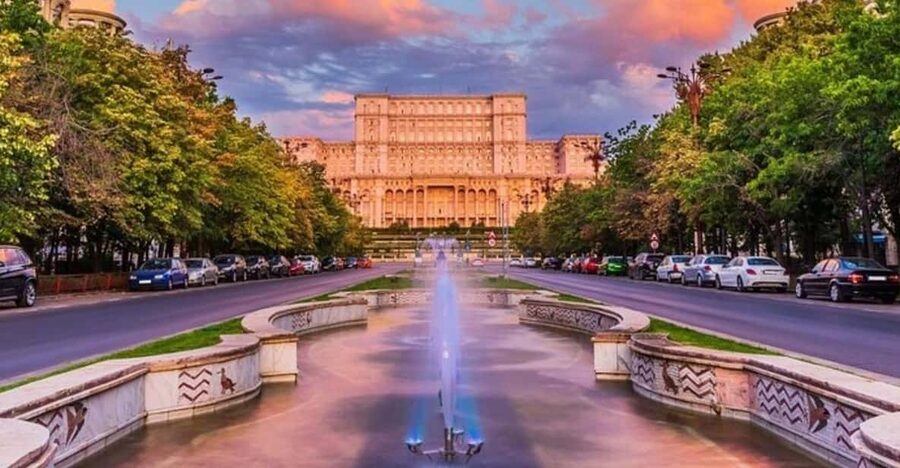 Bucharest : Street Art Walking Tour With A Guide - Meeting at Calea Dorobanți 5-7 and getting your bearings fast
