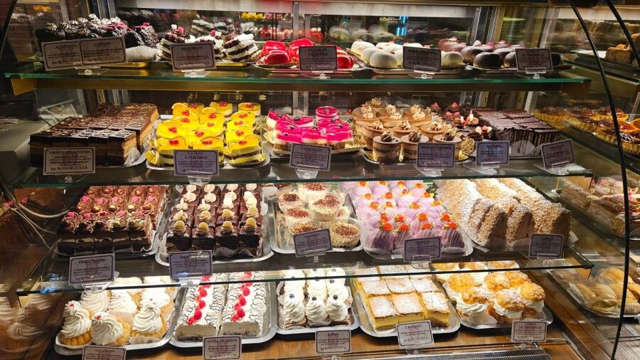 Bucharest: Sweet Delights History and Desserts Walking Tour - Quick practical tips before you go