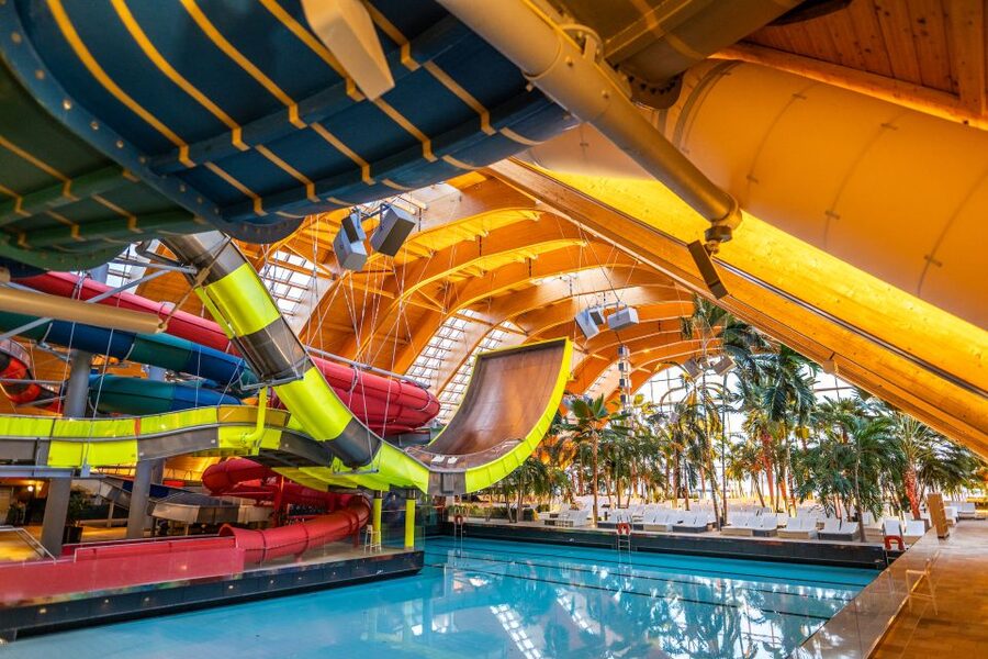 Bucharest: Therme Bucharest Entry Ticket and Transfer - Food and drinks: what is included, what costs extra, and how to avoid surprises