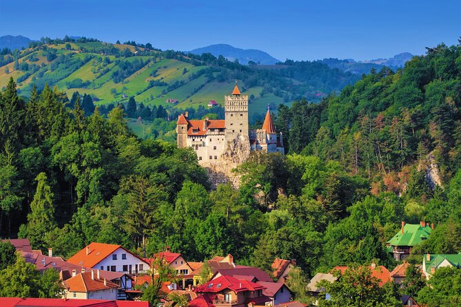Bucharest to Dracula Castle, Peles Castle and Brasov Guided Tour - The coach ride: long, but it sets up the whole day