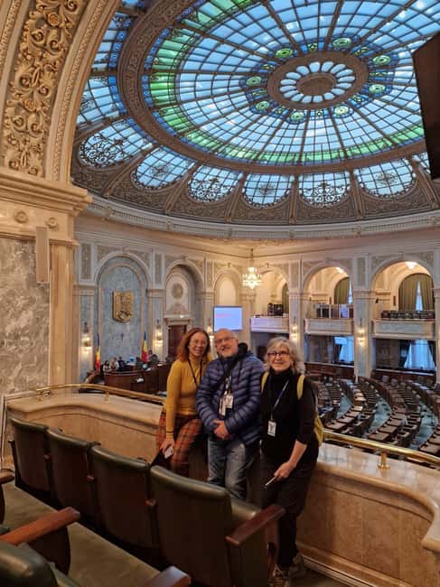 Bucharest: tour in the Parliament in Italian+exterior visit with guide - Entering the Palace of Parliament: what the security process really means