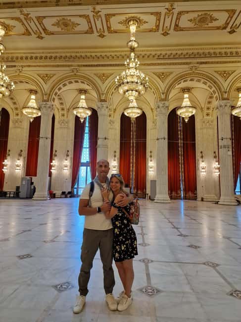 Bucharest: tour in the Parliament in Italian+exterior visit with guide - Italian-only flow: how translation works on the day