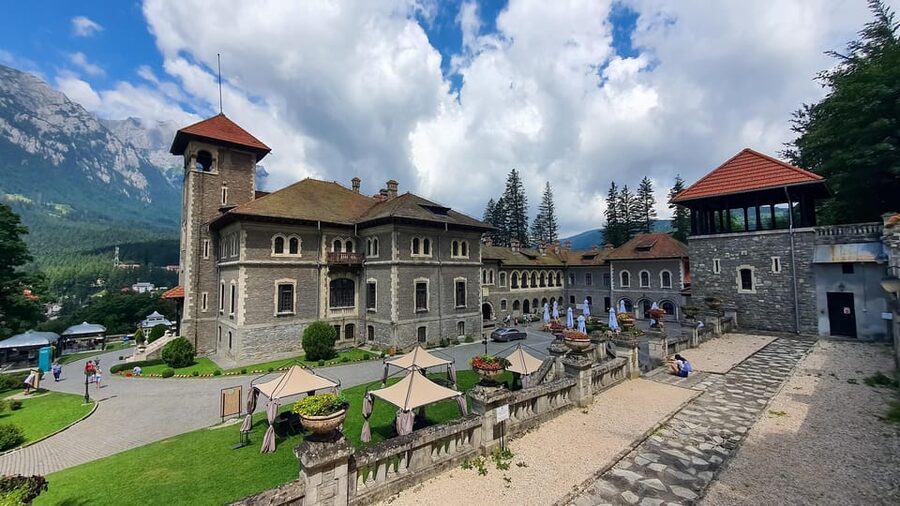 Bucharest : Wednesday, Dracula & Peles 3 Castles Tour 1 Day - Tickets, Money Value, And What’s Actually Included