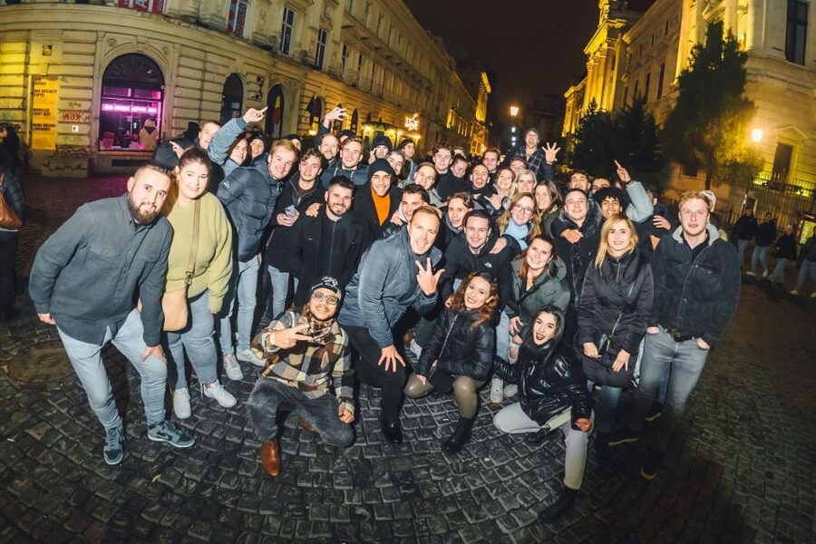 Bucharest: Weekend Pub Crawl - The logistics that make or break a nightlife tour