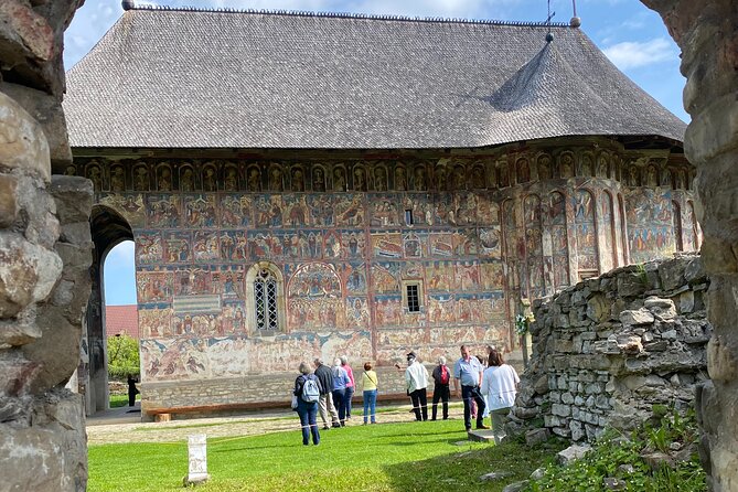 Bucovina Painted Monasteries Day Tour - Moldovița Monastery, Siege of Constantinople in Christian Victory