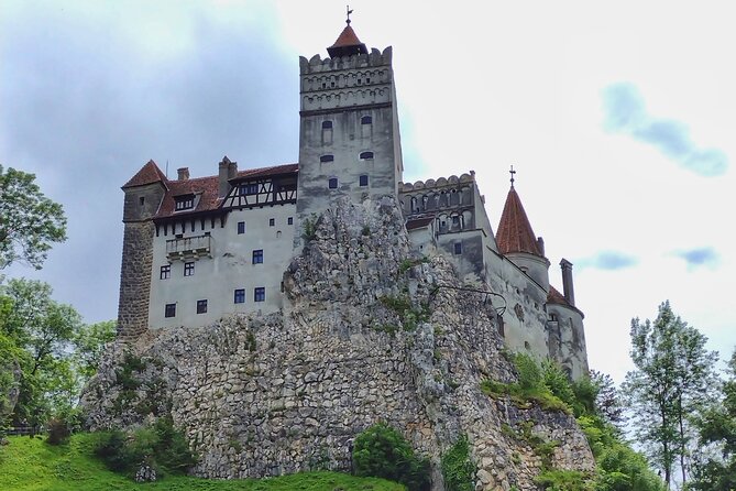 Bucovina Painted Monasteries & Transylvania Tour: 4-Day Private - Day 1 in Neamț County: Agapia and Văratec’s Painted Nunnery Life