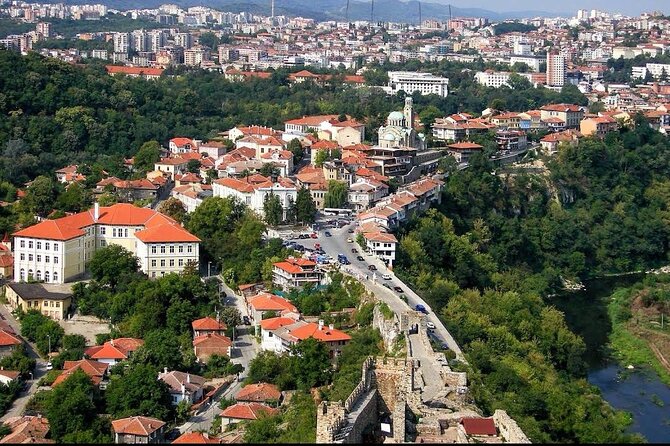 Buzludzha Monument and Tsarevets Fortress in Bulgaria Private - Veliko Tarnovo area timing and the lunch reality
