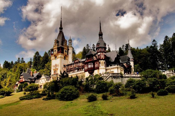 Castles of Transylvania: Private Day Trip from Bucharest - Bran Castle and the Dracula myth: what you’ll actually experience
