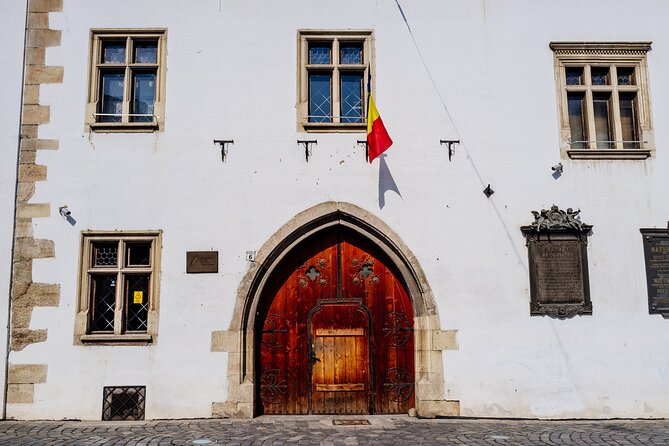 Cluj-Napoca: 2.5-Hour Guided Walking Tour - The Guides Make It, Especially on Short Tours