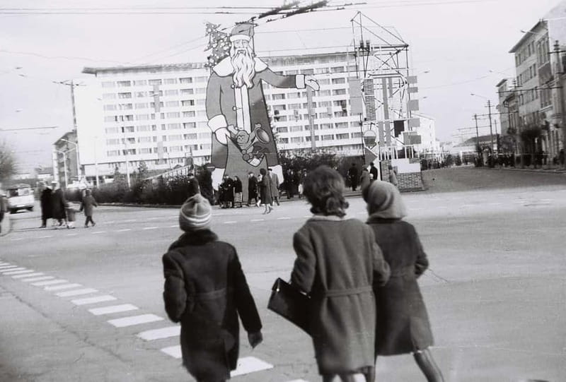 Cluj-Napoca: Communist Era Walking Tour - Marasti’s streets: where planning met power