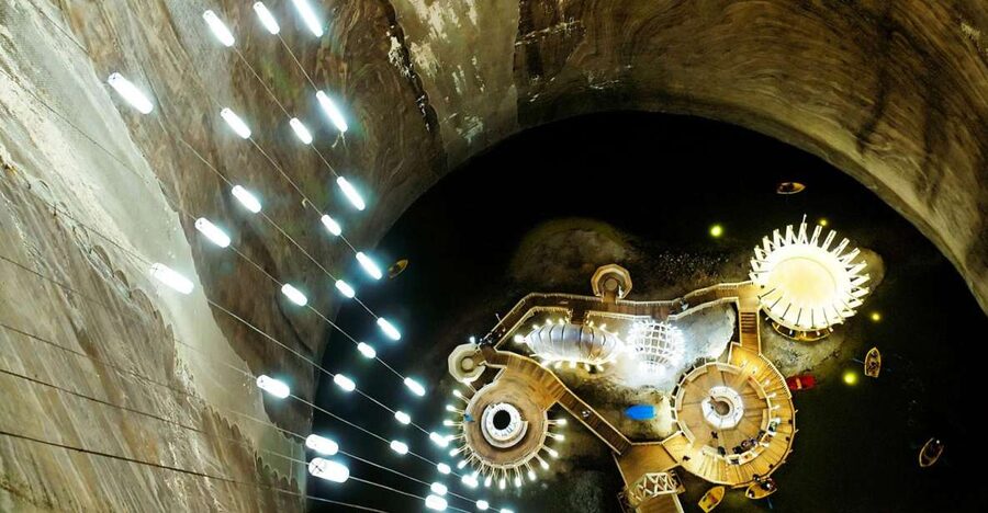 Cluj-Napoca: Turda Salt Mine & Alba Carolina Fortress Tour - A 10-hour Cluj to Transylvania switch, Roman to salt