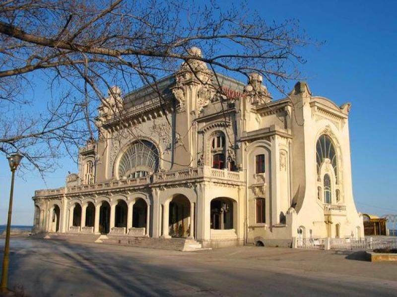 Constanta: Full Day Tour from Bucharest to the Black Sea - The Muslim Mosque and minaret tower: Carol I, Mahmud the Second, and a city view