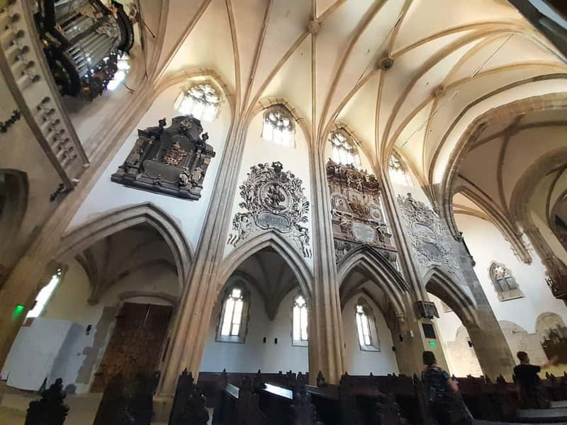 Corvin Castle and Sibiu Fortified City day tour from Cluj - Lunch in Sibiu: how to use your time well even if meals are not included