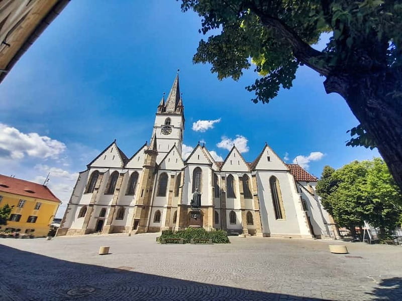 Corvin Castle and Sibiu Fortified City day tour from Cluj - The walking level and comfort checklist you should take seriously