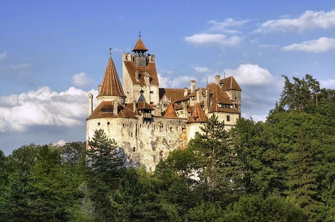 Count Dracula & Peles Castle in One Day from Bucharest - Timing, duration, and weather: the real factors behind a smooth day