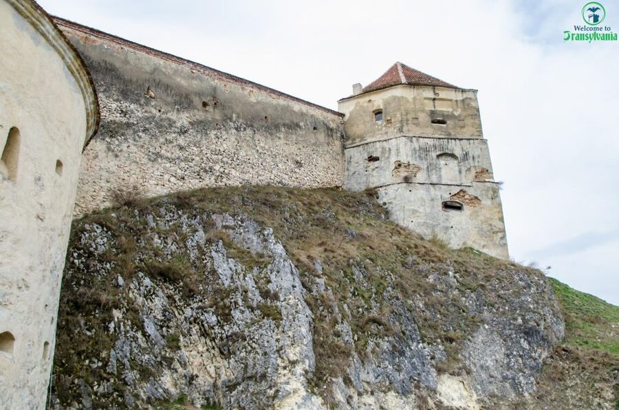 Day trip Bran Castle, Rasnov Fortress and Bear Sanctuary - Bran Castle: Dracula’s Castle With a Guided Route, Not a Free-for-All