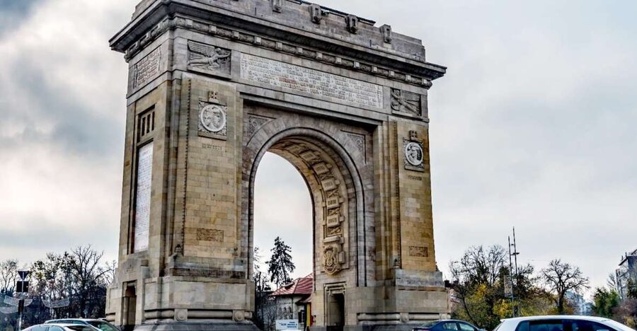 Discover Bucharest: Exclusive Half-Day Private City Tour - Calea Victoriei panoramas: Royal landmarks, Revolution Square, and Patriarchal Church