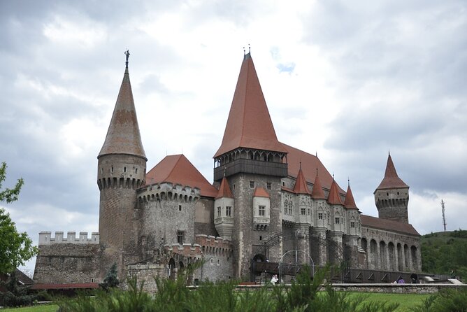 Discover Medieval Transylvania Small Group Tour - 7 days - Small group max 6, private transport, and an English guide/driver