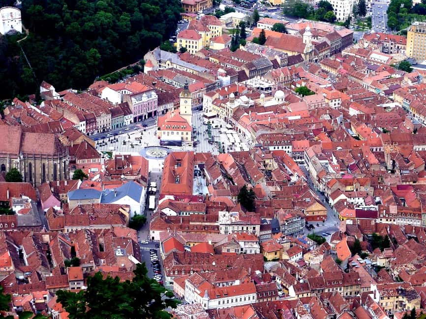 Dracula Castle, Peles and Brasov, 1-day tour from Bucharest - How Guides Make the Day Work, Spanish, English, Italian, and Audio Options