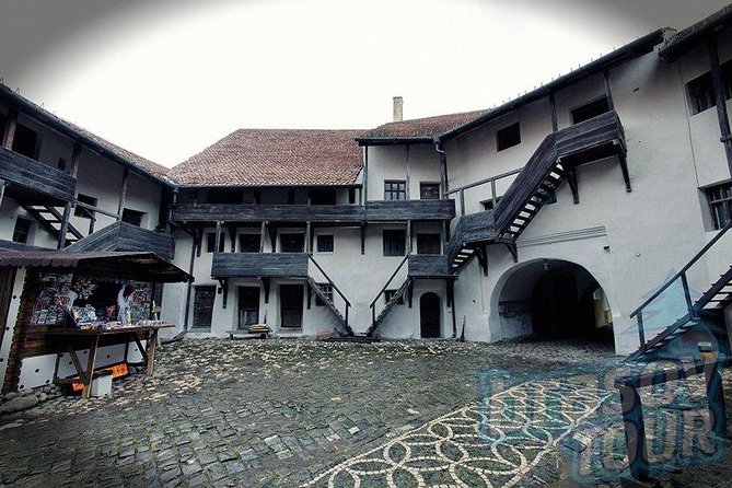 Dracula Castle, Peles Castle and Rasnov Fortress from Brasov - Peles Castle: where the day shifts from legend to elegance