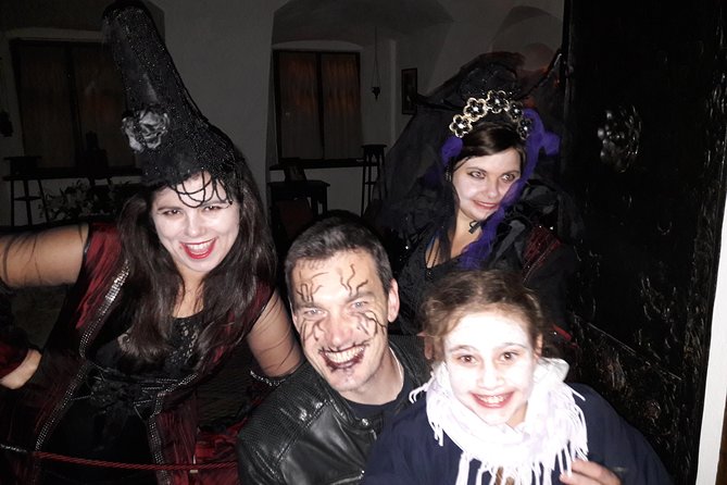 Dracula's Castle Halloween from Brasov -November 01 , 2025 - Timing from 6:30 pm to a late night: how to plan your evening