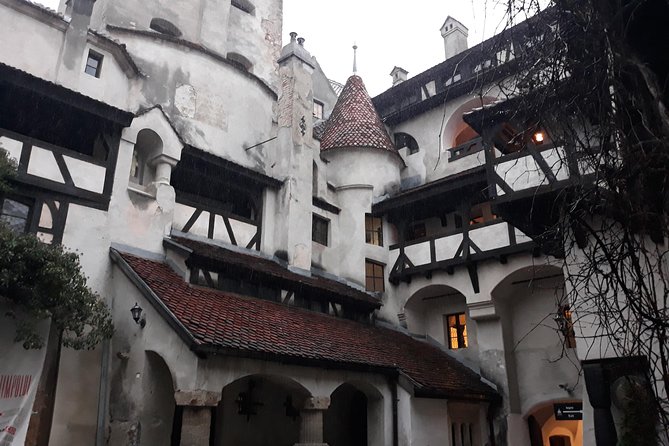 Dracula's Castle & Peles Palace Tour from Bucharest Including Brasov Old Town - How Long Is This Day, Really? Timing and Stress Control