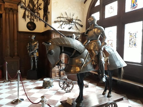 Dracula's Castle & Peles Palace Tour from Bucharest Including Brasov Old Town - The Morning Start: Hotel Pickup and the Sinaia Route