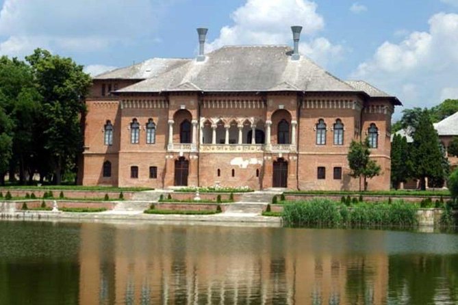 Dracula's Tomb and Mogosoaia Palace, Private Tour from Bucharest - Snagov Monastery: The 1476 Legend and the Plaque at the Altar