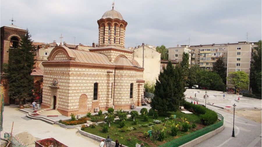 Eastern Orthodox Church Art in Bucharest - Meeting point at the Anton icon shop, and why it’s a smart start