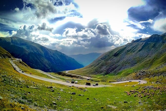 Exclusive Tour on Transfagarasan, Balea Lake, Balea and Capra Waterfalls - Capra Wasserfall: getting close at the end of the route