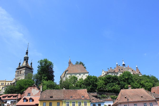 Fortified Church of Viscri and Sighisoara in Spanish (native Spanish guide). - Sighisoara’s Historic Center: Medieval Walls, Clock Tower, and Vlad Dracul