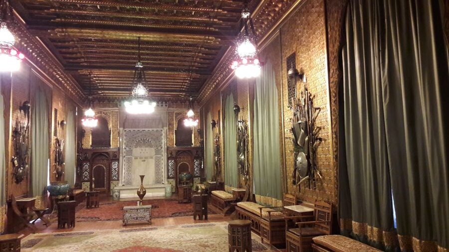 From Brasov 3 castles : Peles , Bran , Cantacuzino - How the full schedule feels over 9 hours