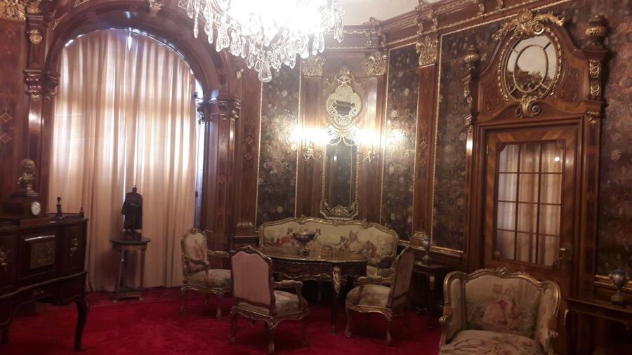 From Brasov: Peles Castle, Bran Castle & Cantacuzino Castle - Peleș Castle: The Most Beautiful Castle Moment