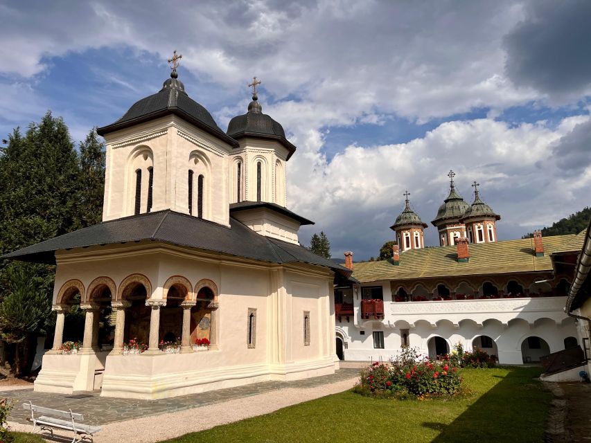 From Brasov: Tour of Castles and Surrounding Area - Small-Group Energy, Big-Guide Impact