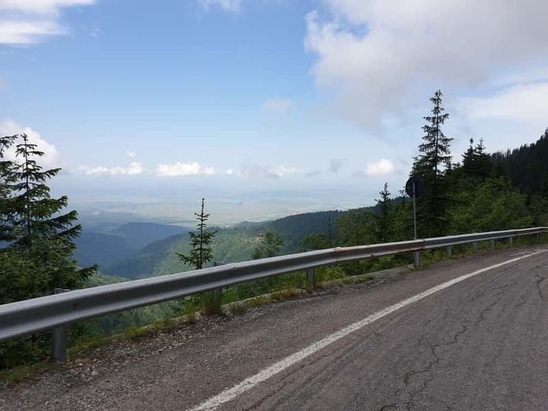 From Brasov : Transfagarasan and Balea Lake Ebike tour - Balea Lake time: the viewpoint, plus optional traditional food