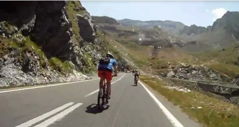 From Brasov : Transfagarasan and Balea Lake Ebike tour - From Brasov to Balea Waterfall: why the car drive matters