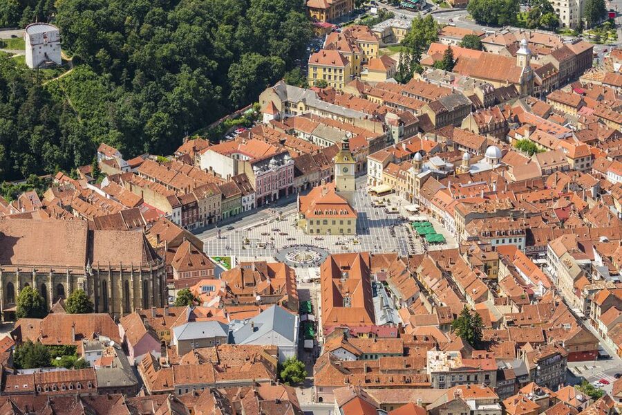From Bucharest: A Taste of Transylvania: Private Tour - Brasov Old Town in a short visit: Teutonic foundations and a walkable medieval core