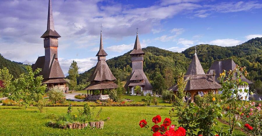 From Cluj-Napoca: Two Day Tour to Maramures - Day 1: Cluj-Napoca to Maramures and Breb Village Lunch