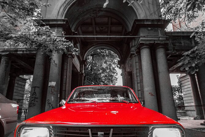 From Dracula to Ceaușescu-Romanian Terror Stories Tour with Dacia - The guide factor: friendly, competent storytelling in the 80s car