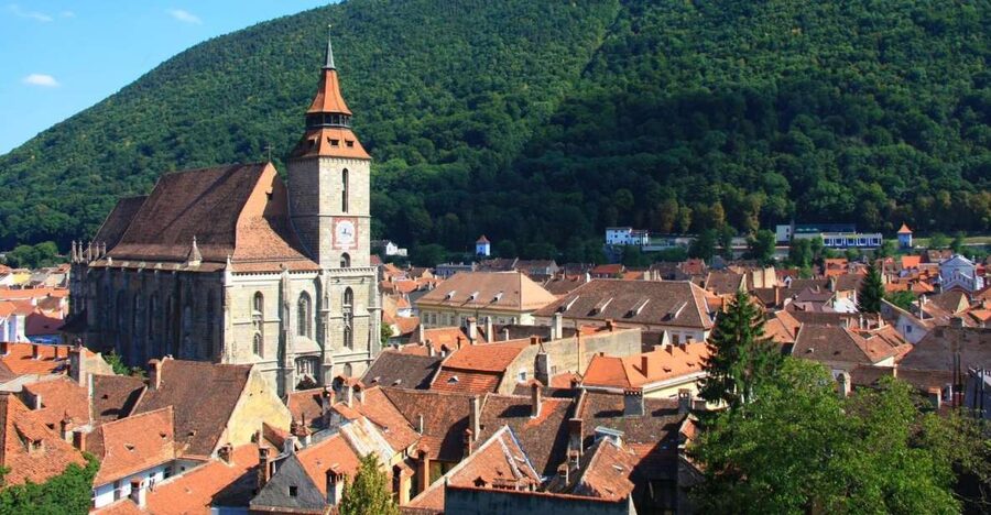 From Sibiu: Day Tour to Brasov and Dracula's Castle - Lunch in Bran: a short break where the castle vibe follows you