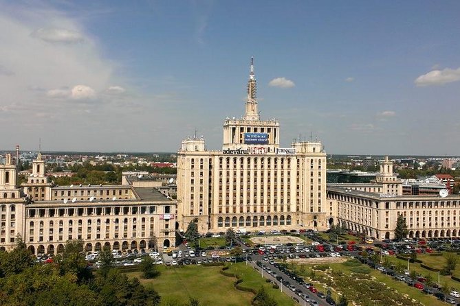 Half Day Bucharest Sightseeing Tour - Triumph Arch, a 45-minute city orientation from history and architecture