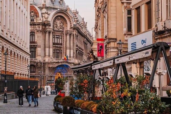 Highlights of Bucharest 4h private Tour - Entering Bucharest with a true private half-day plan