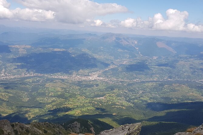 Maramures Activ Tour - Day 5: The Merry Cemetery and your return to Cluj-Napoca