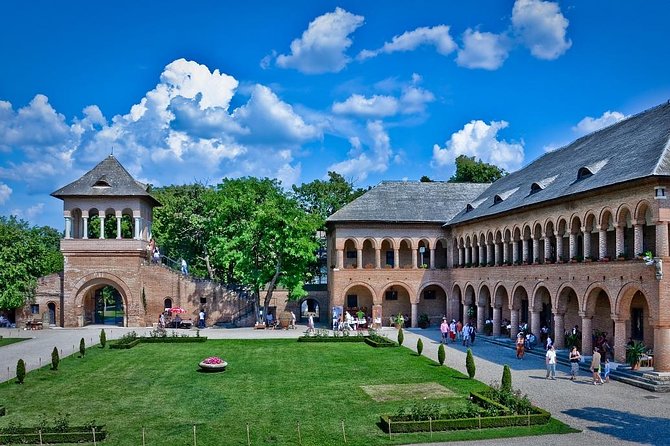 Mogosoaia Palace & Snagov Monastery: Private tour from Bucharest - Key points you will care about