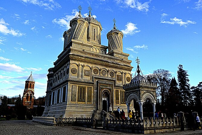 One-Day Vlad the Impaler Royal Court Private Tour from Bucharest - Stop 1 in Targoviste: the princely court and the Chindia connection