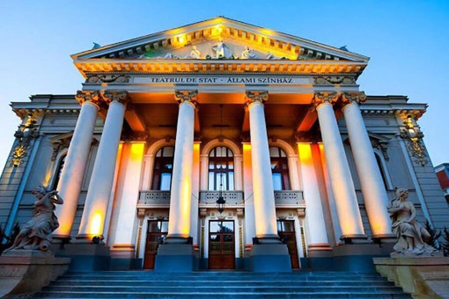 Oradea city tour - Oradea Fortress: Your First 50 Minutes of Big Picture History