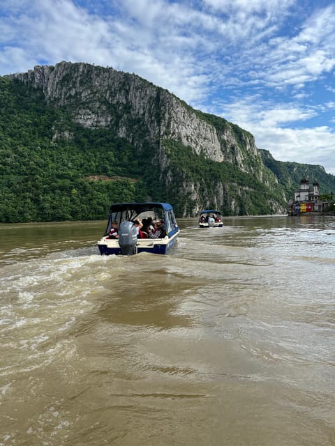 Orsova: Entire Area Boat Tours with Audio Guide - Entering Orșova’s River Scene at Debarcader WT