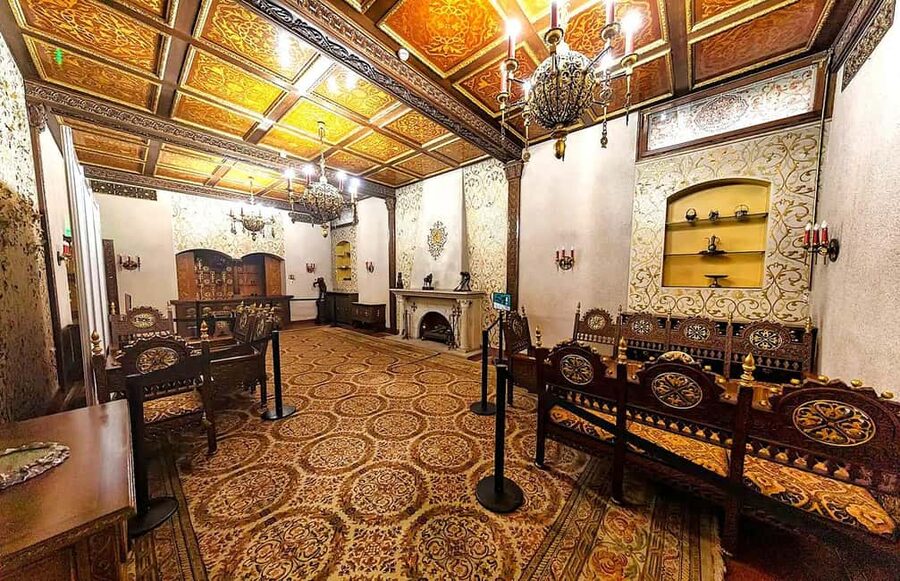 Palace of Parliament, Ceausescu House & Village Museum - Who should book this tour, and who might not love it